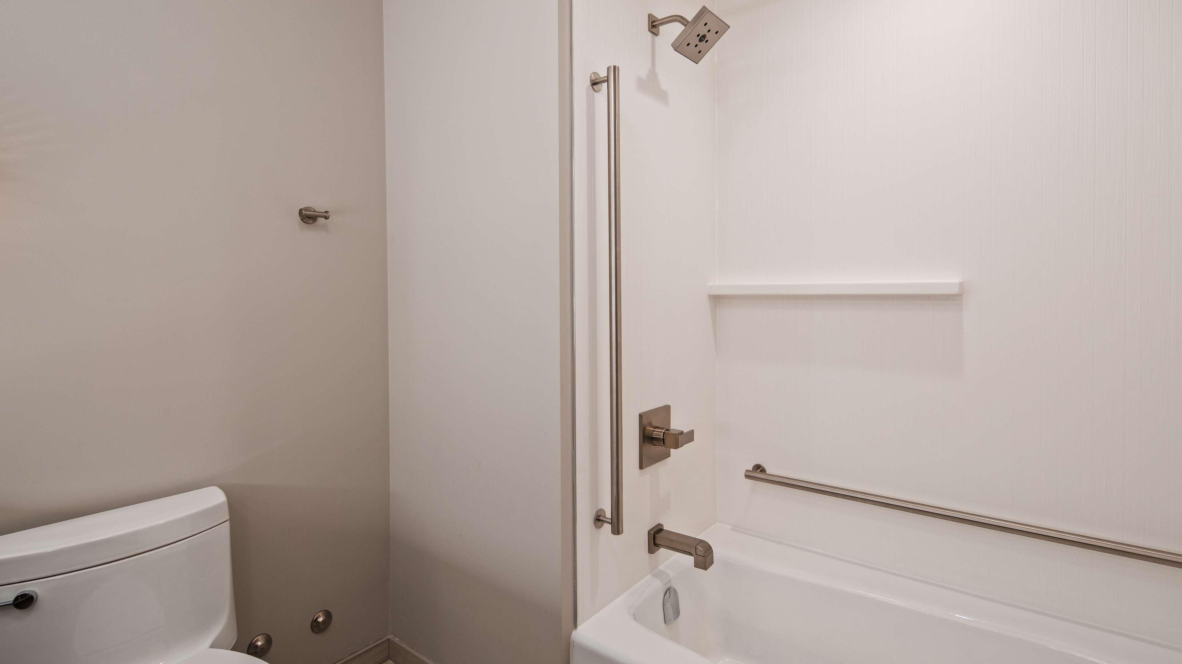 Best Western Premier Winnipeg East Exteriör bild