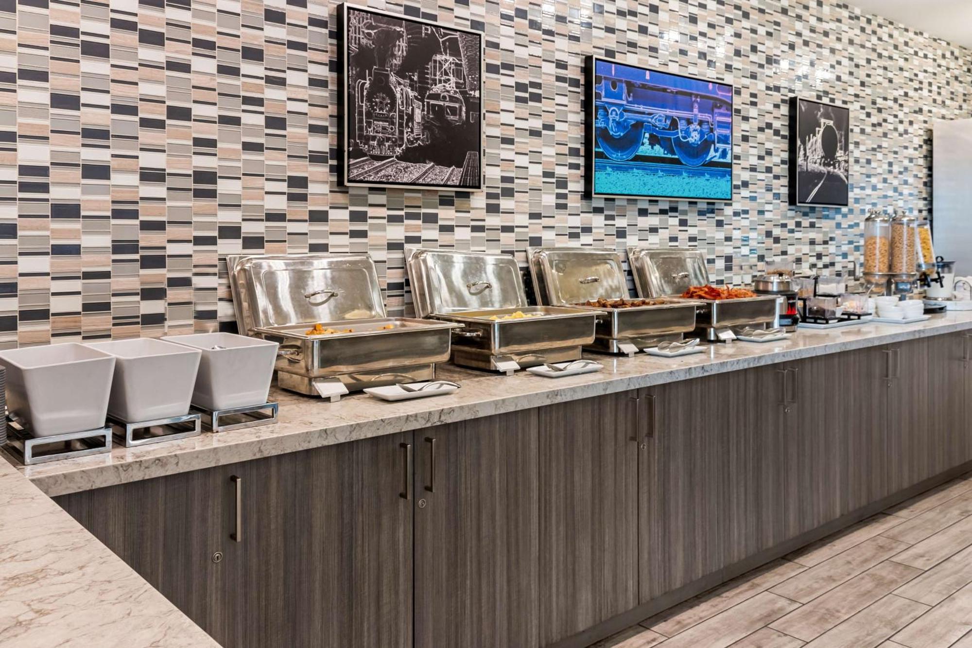 Best Western Premier Winnipeg East Exteriör bild